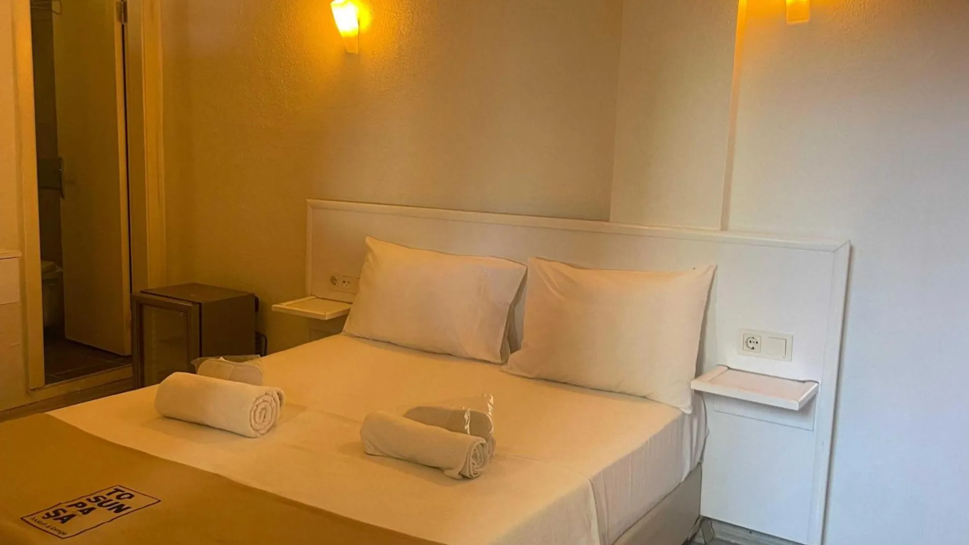 Tosunpasa Hookah Lounge Kafe Restroran Ve Turizm Otelcilik Bodrum B&B